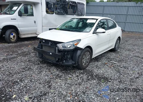 2020 Kia Rio S z USA, uszkodzony, nr VIN 3KPA24AD1LE302495